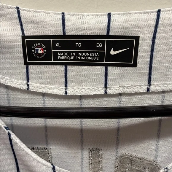 Yankees Nike White and Navy Pinstripe Jersey Anthony Volpe #11 - Picture 3 of 3